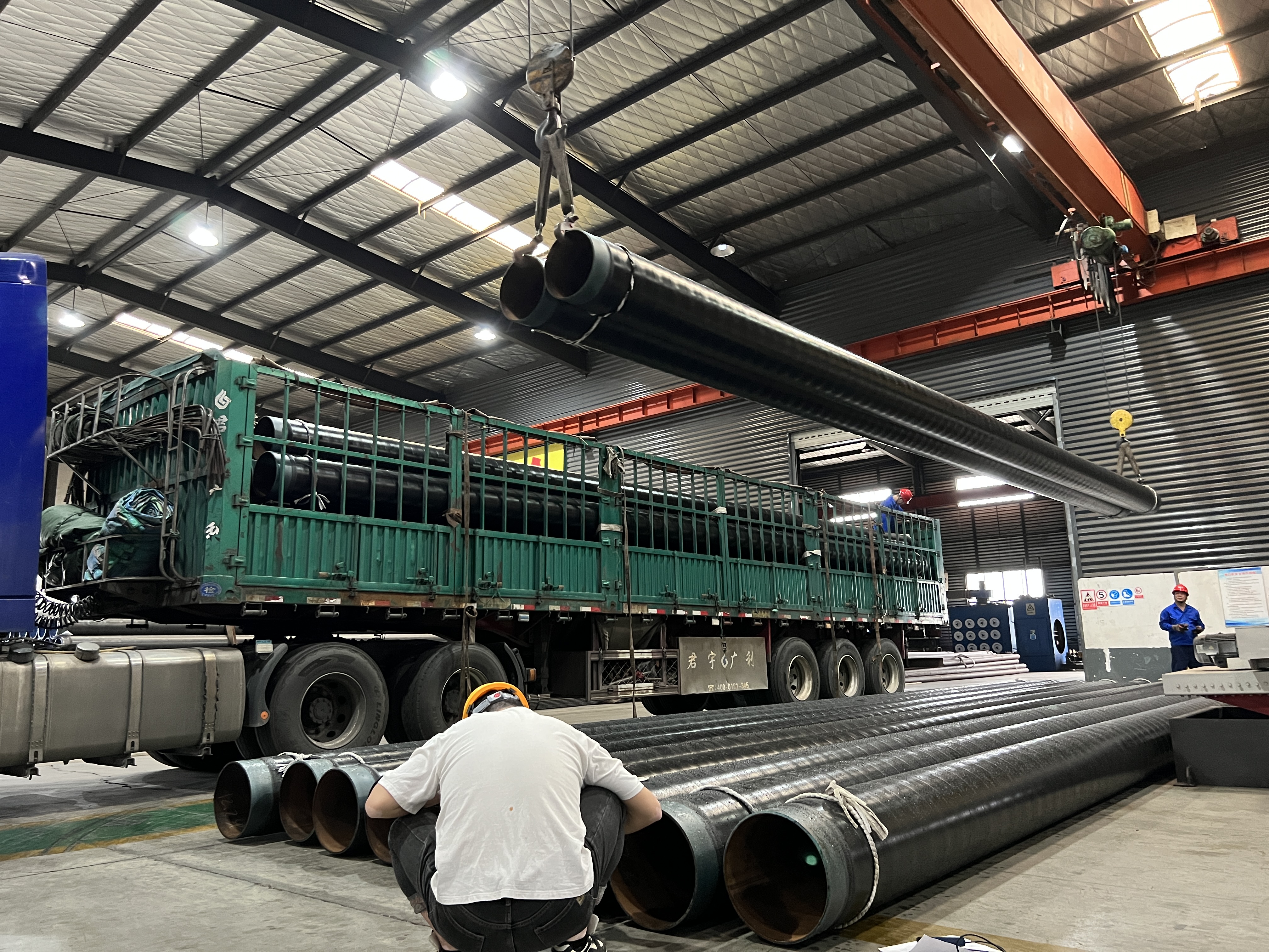 內襯不銹鋼復合該在機場輸油中的應用